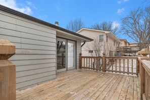 Terrace/patio - 3 bds 1.5Ba (Omaha)