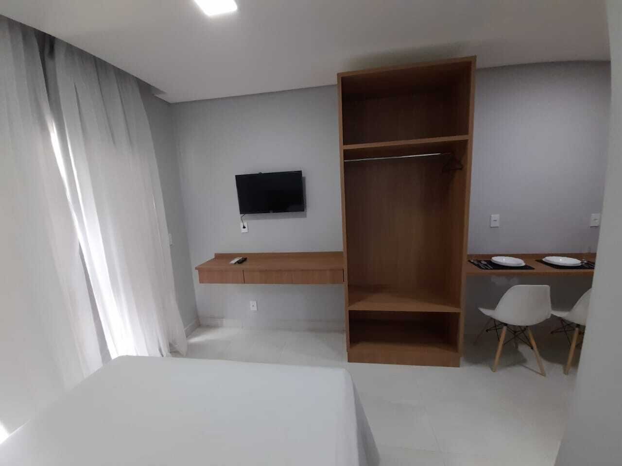 1 bedroom, premium bedding, minibar, free WiFi