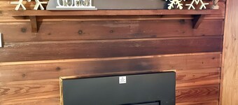 3BR Summit Retreat, Short Walk to Village & Slopes