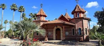 Private Florence Getaway 15 Minutes to Historic Downtown!