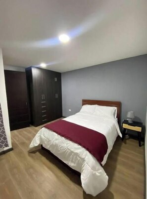3 bedrooms, WiFi, bed sheets - Spacious apartment near the center (Cuenca)
