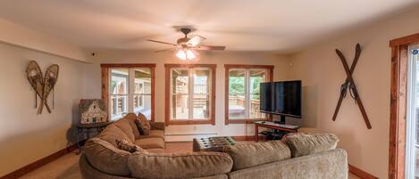 TV, fireplace, video games