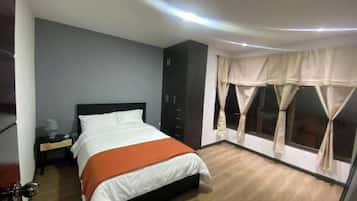 2 bedrooms, WiFi, bed sheets