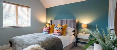 5 chambres, literie hypoallergénique, matelas mémoire de forme