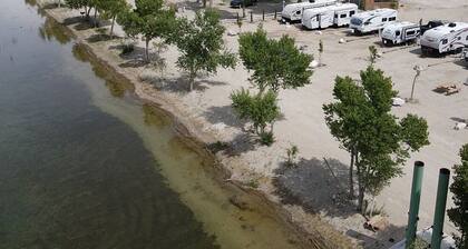Death Valley RV Rest Spot#7 in the Eastern Sierras