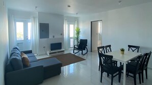 Basic Apartment | Living area - Arecibo Hotel 2107 (Arecibo)
