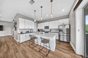 Fridge, microwave, oven, stovetop - Santana - Lakefront - private dock, volleyball court, 4 story slide (Point Venture)