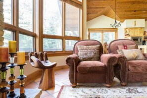 TV connectée, cheminée, imprimantes