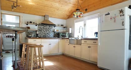 Magnolia Cottage