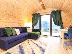 Cottage | Interior - The Shearer - Crossgate Luxury Glamping (Penrith)