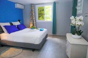 2 habitaciones, tabla de planchar con plancha, wifi y ropa de cama