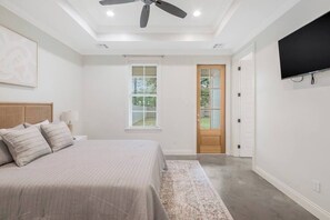 3 Schlafzimmer, Bügeleisen/Bügelbrett, WLAN, Bettwäsche