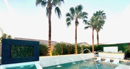 NEW POOL, COACHELLA HOUSE with Spa, Firepit 5BR+Loft, Outdoor TV Area