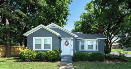 Newly Remodeled 3BR in Town · Cherry Street