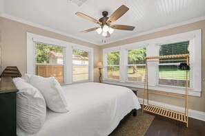 3 Schlafzimmer, Bügeleisen/Bügelbrett, WLAN, Bettwäsche