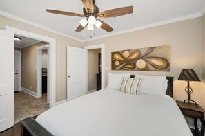 3 bedrooms, iron/ironing board, WiFi, bed sheets