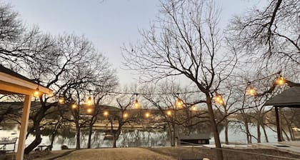 Tranquil Lake LBJ getaway! No boat traffic. Swim, Kayak, SUP & Fish in Peace! â€ïžđŠź