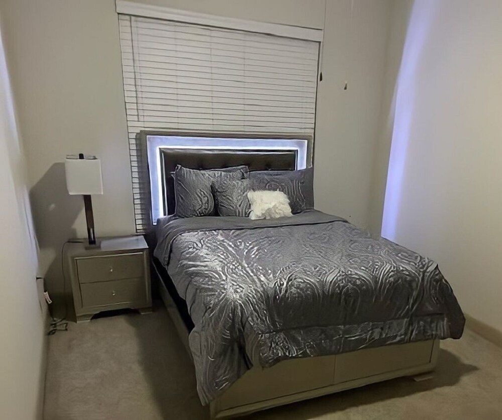 Apartment near NRG/ Med Center Houston Abritel