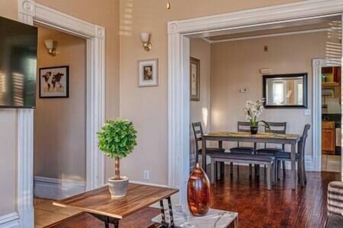 A+ 2BR Vic Walk to UC Davis & Shriners Med Center