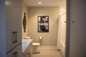 Kombinert dusj/badekar