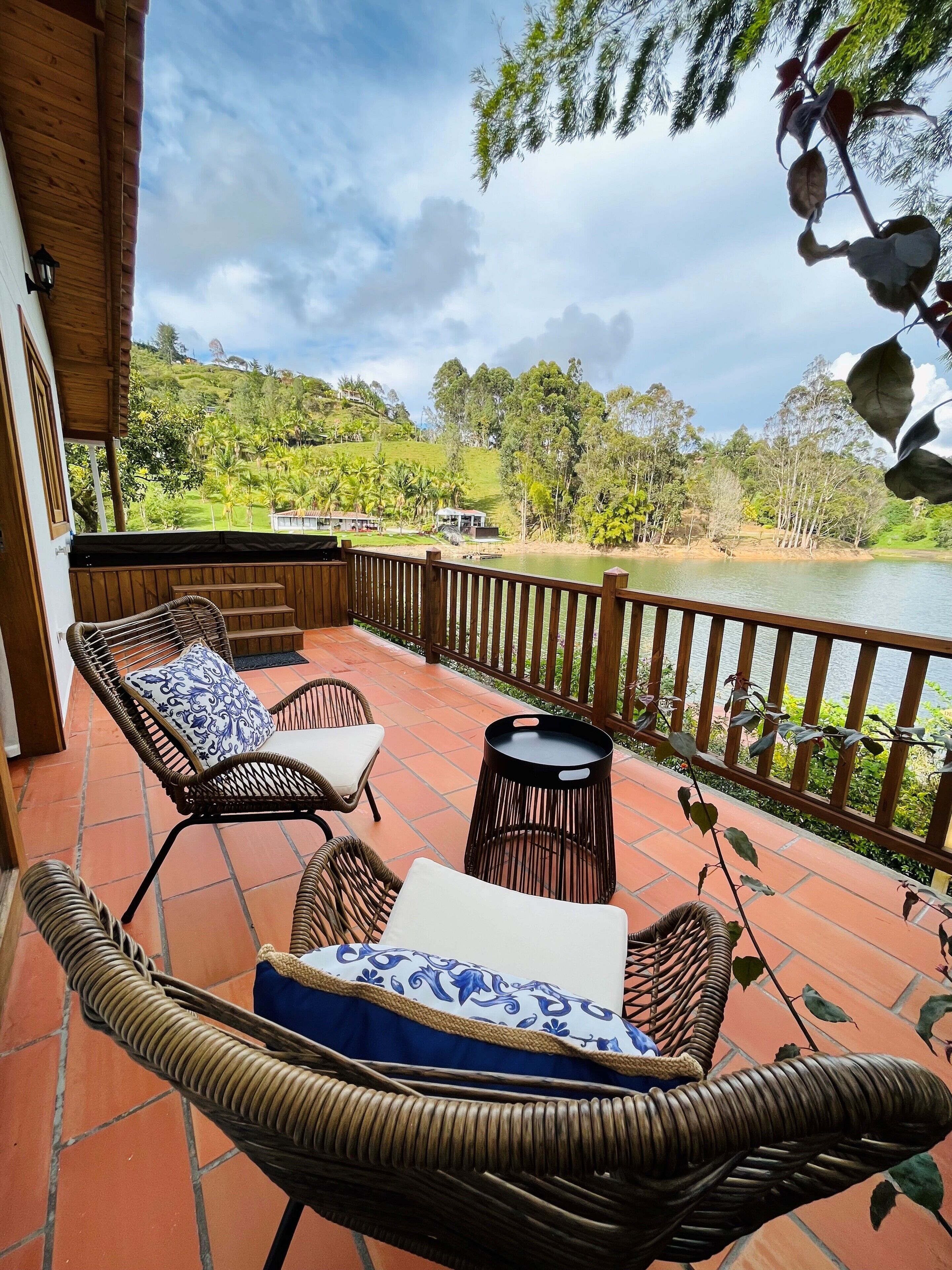 Luxury Villa | Lake view