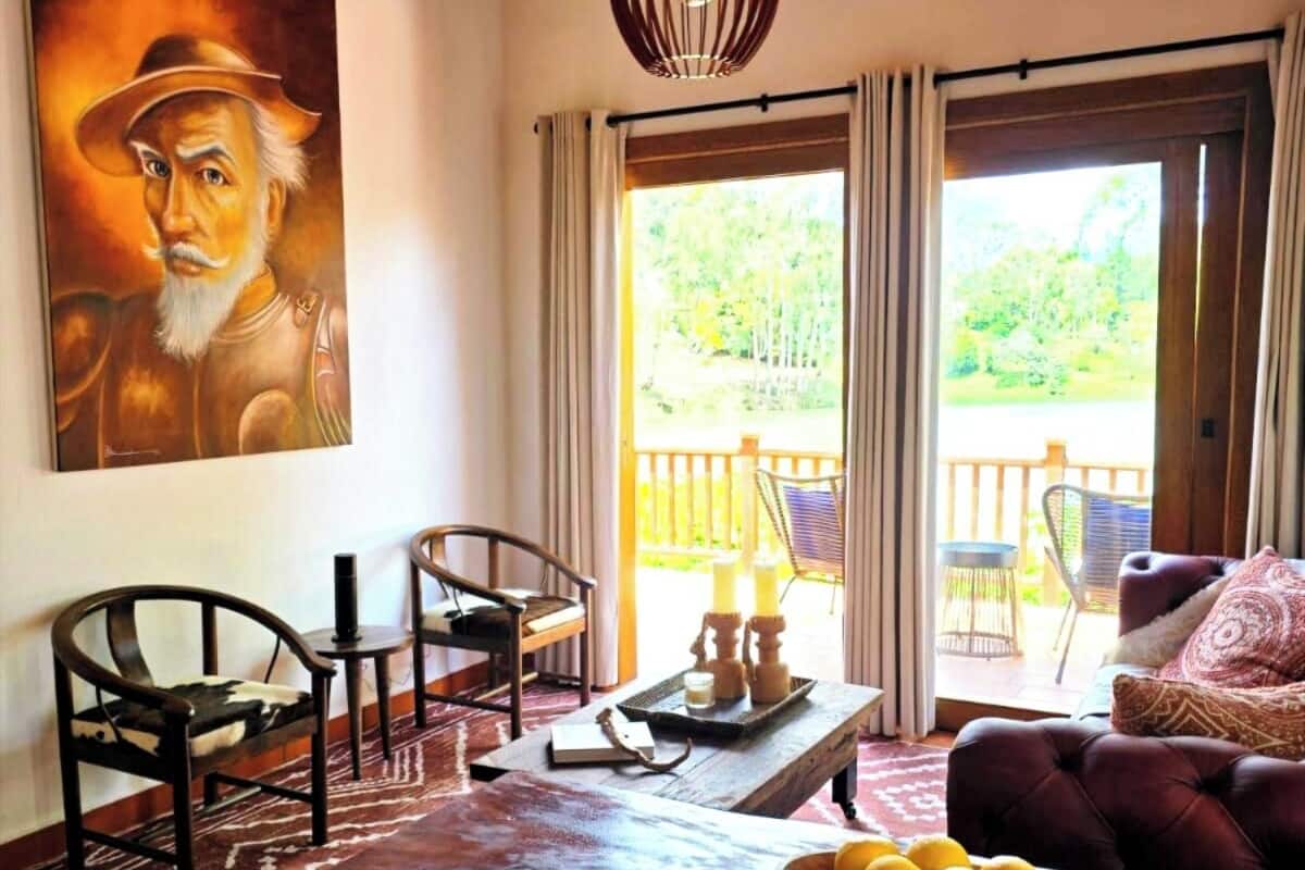 Luxury Villa, 1 Queen Bed, Lake View | Living area | 40-inch Smart TV with digital channels, TV, Netflix