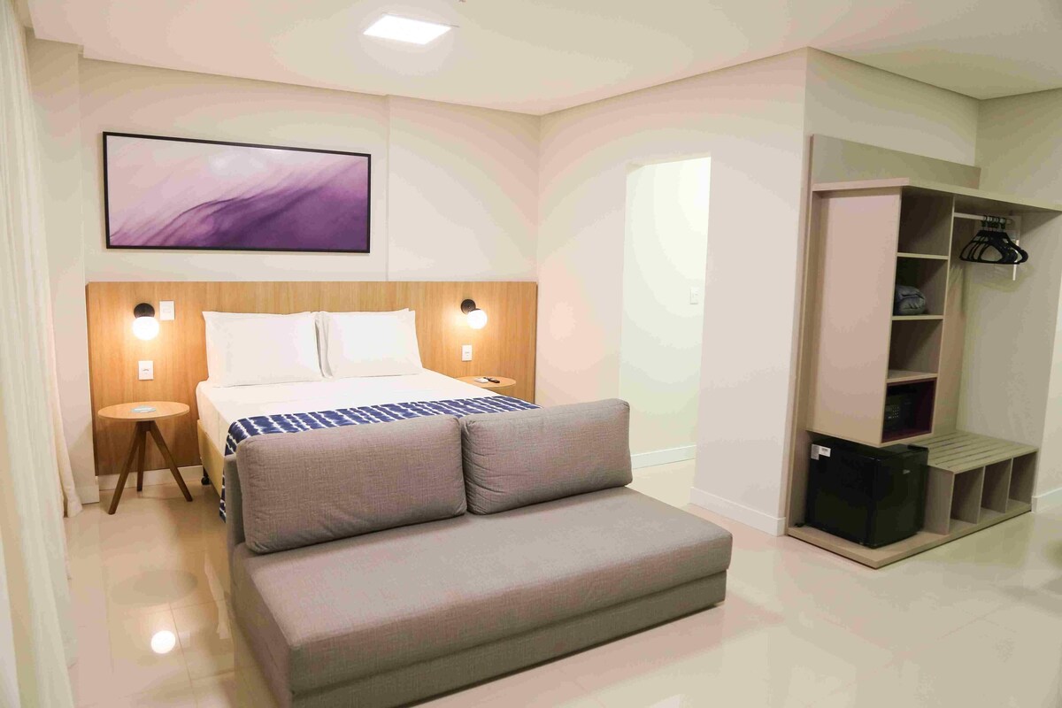 Desk, free WiFi, bed sheets