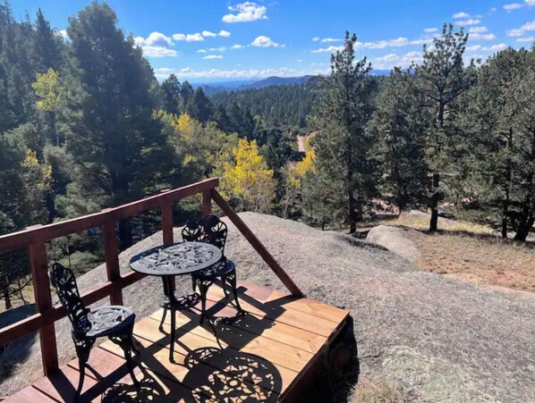 تناول الطعام بالخارج