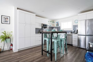 Fridge, microwave, oven, stovetop - `Bike` at Hills Meaford | 1BD Suite + Pets (Meaford)