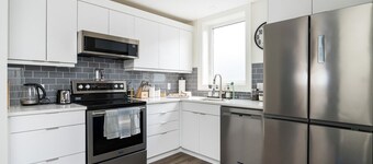 "Hike" at Hills Meaford | 2BD Suite + Pets!