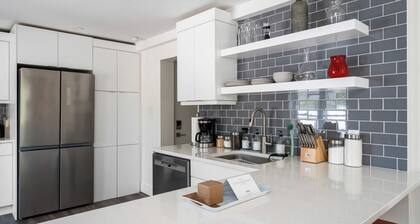 `Ski` at Hills Meaford | 2BD Suite + Bunk Beds