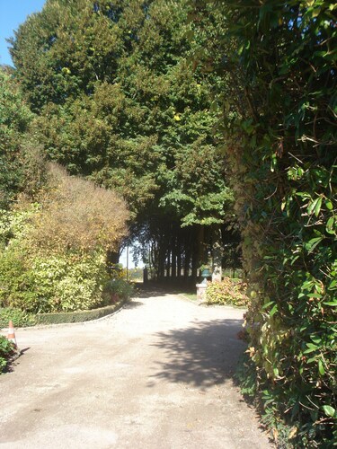 Picturesque gite on a 3.5-hectare estate