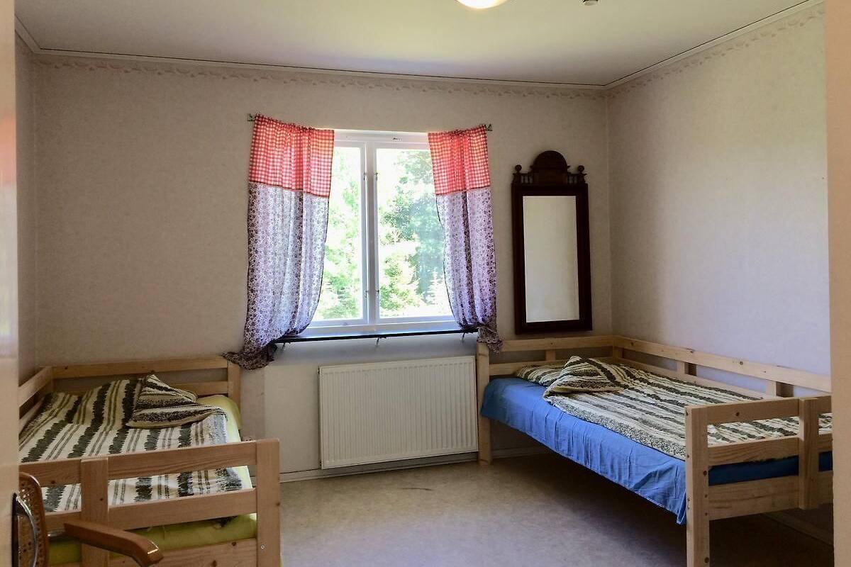 Quarto standard, 2 camas de solteiro | Escrivaninha, espaço de trabalho para notebook