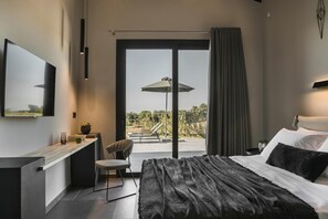 2 habitaciones, tabla de planchar con plancha y cuna de viaje