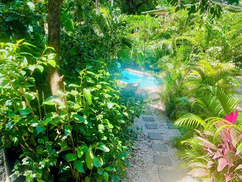 Nosara Apartment with Pool View, 3 min walk beach