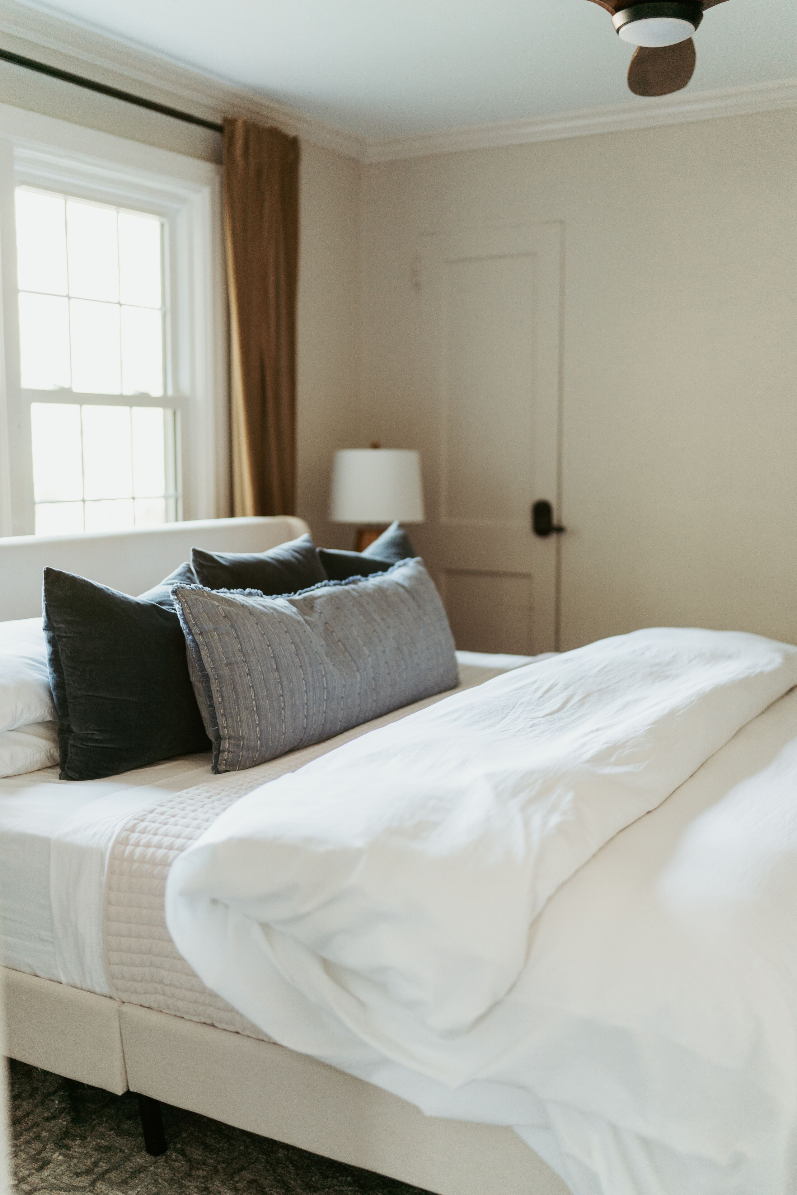 3 chambres, fer et planche à repasser, lit parapluie, Wi-Fi