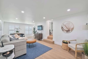 TV, offices