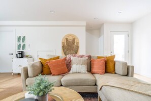 Fireplace - 2BR | Fireplace, Bath | West Seattle | Sophari (Seattle)