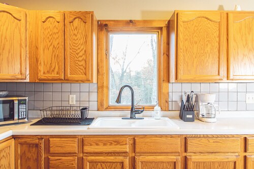 Luxurious Lakeside Home on Upper & Lower Post Lake Channel