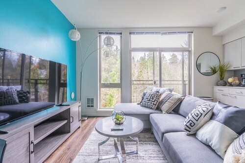 1BR | Lounge, Gym | Mercer Island | Sophari E