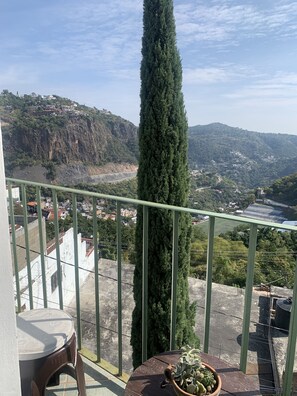 Property grounds - Loft with panoramic view and kitchenette (Taxco)