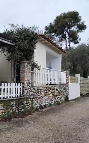 Standard Studio | View from room - Alexia studios (Skiathos)