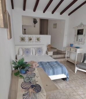 Free WiFi, bed sheets - Alexia studios (Skiathos)
