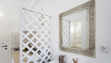 Estudio básico | Ropa de cama de alta calidad, wifi gratis, ropa de cama