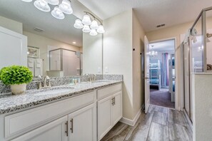 Badekar og hårføner