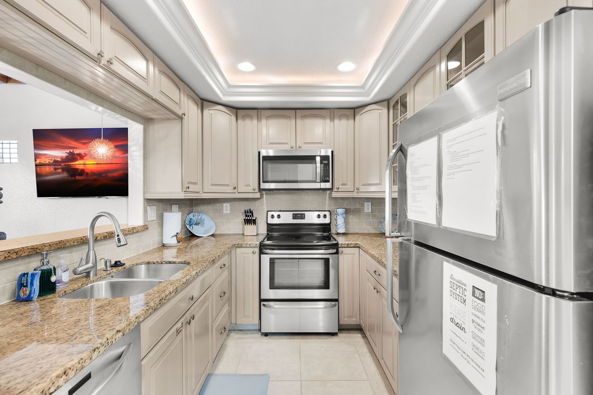 Fully equipped kitchen