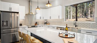 Forested Oasis for the Whole Family- Pet Friendly! Game Room, Hot tub and more!