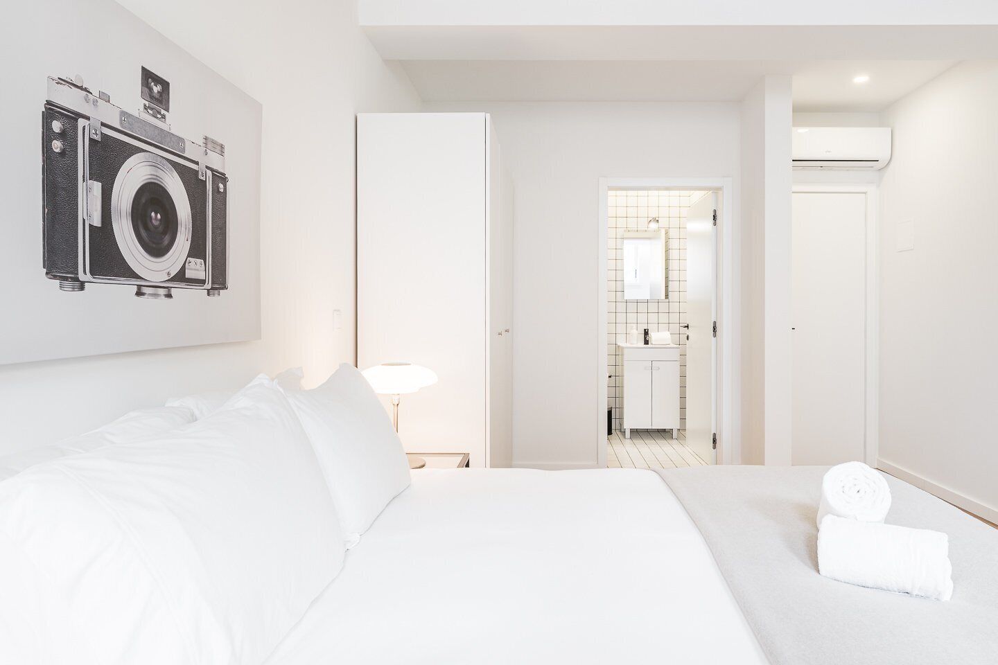 1 bedroom, iron/ironing board, internet, bed sheets