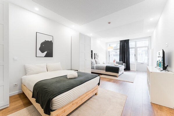 1 camera, accesso a Internet, lenzuola