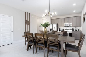 Dining - Magical Sunny Townhouse With Games Room at Reunion (Kissimmee)